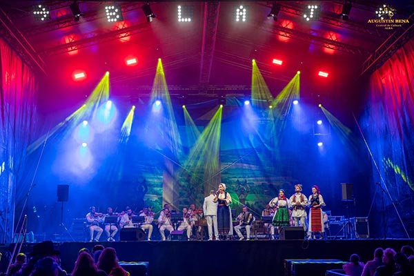 Ansamblul Folcloric al Județului Alba